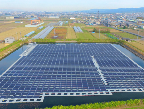 Schwimmendes 100-kW-Solarsystem in Japan